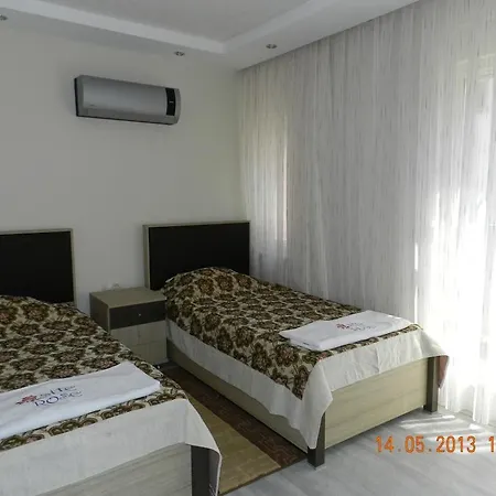 Apart Otel Roza 2 *