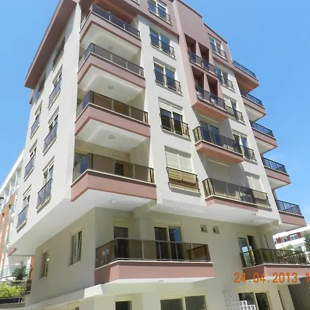 Apart Otel Roza 2 *