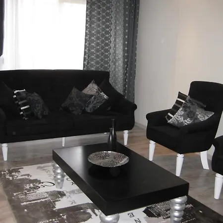 Appart hôtel Roza 2 *