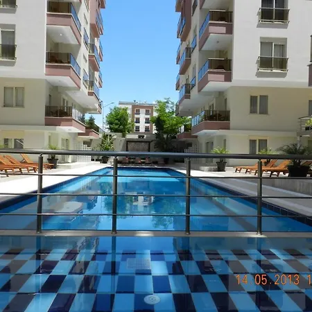Appart hôtel Roza 2 *