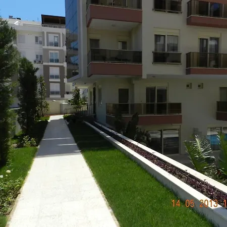 Appart hôtel Roza 2 *